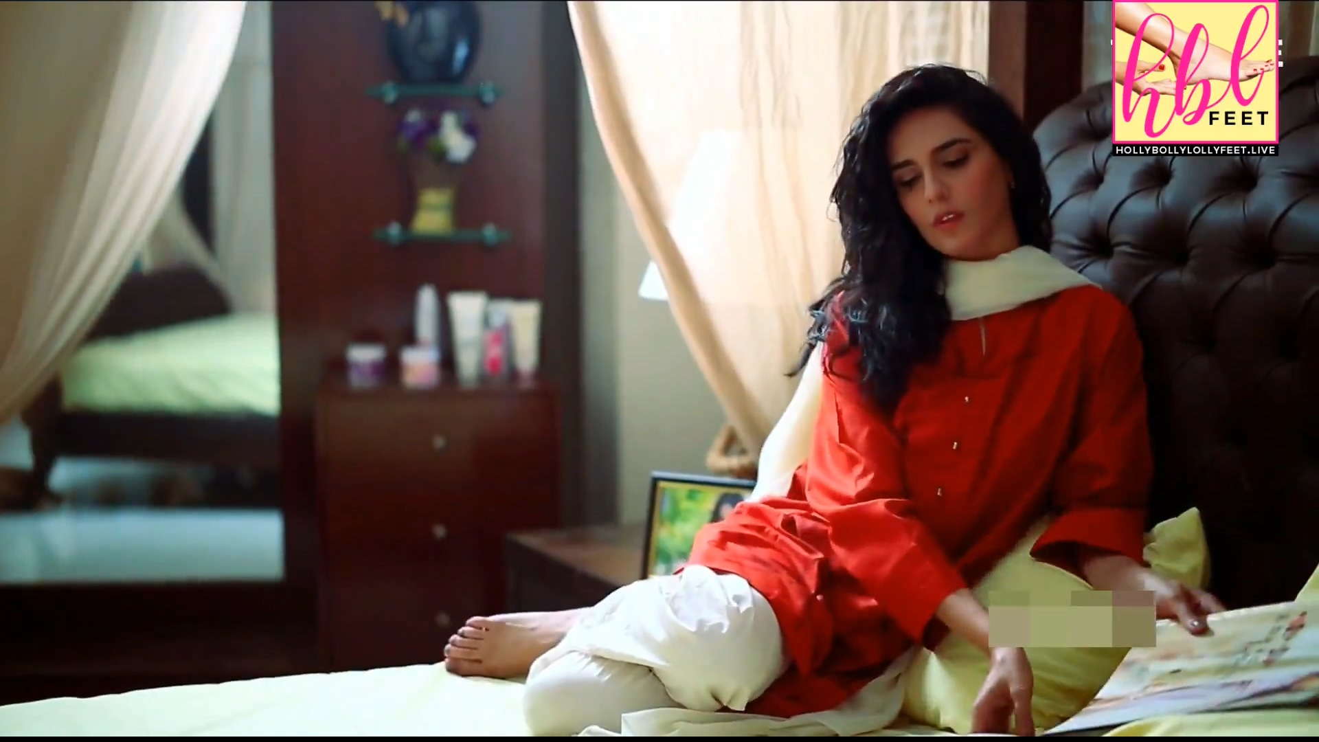 Sehar Afzal Feet Beautiful - Holly Bolly Lolly Feet (HBL Feet)