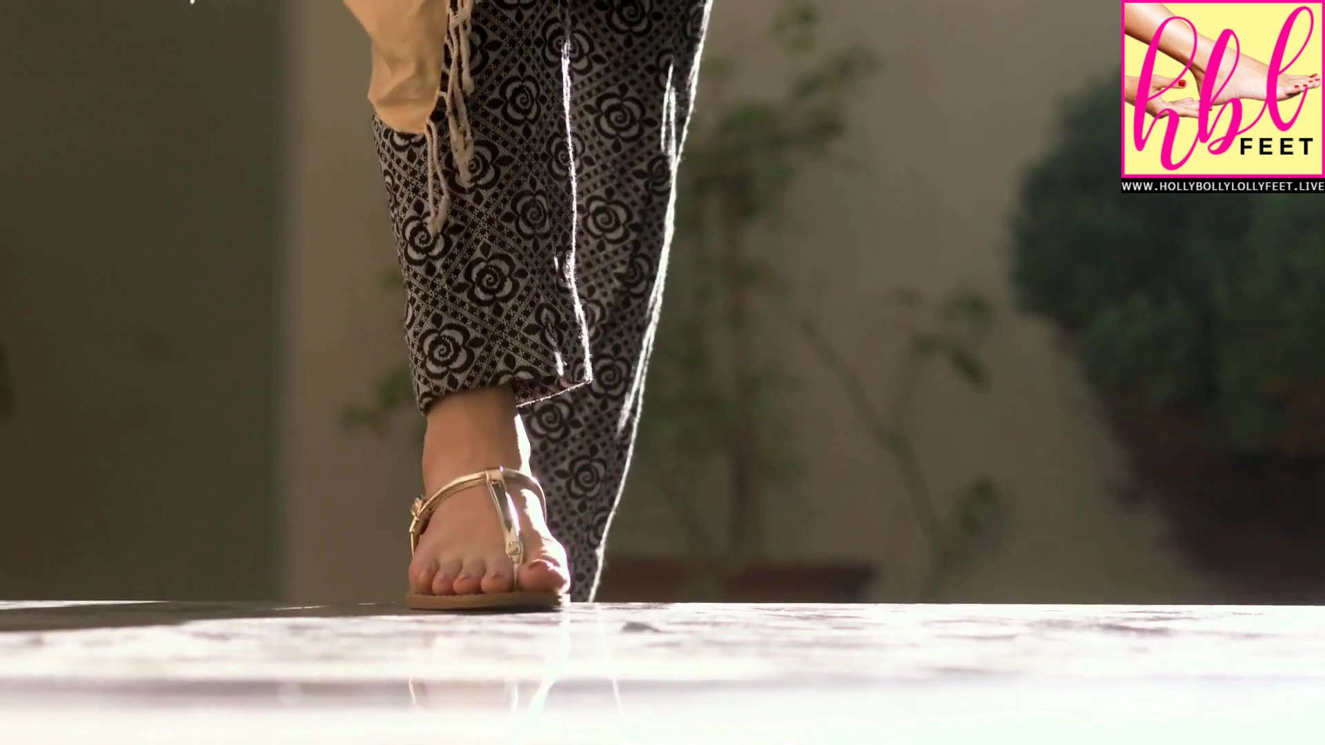 Hina Altaf Khan Feet Nice