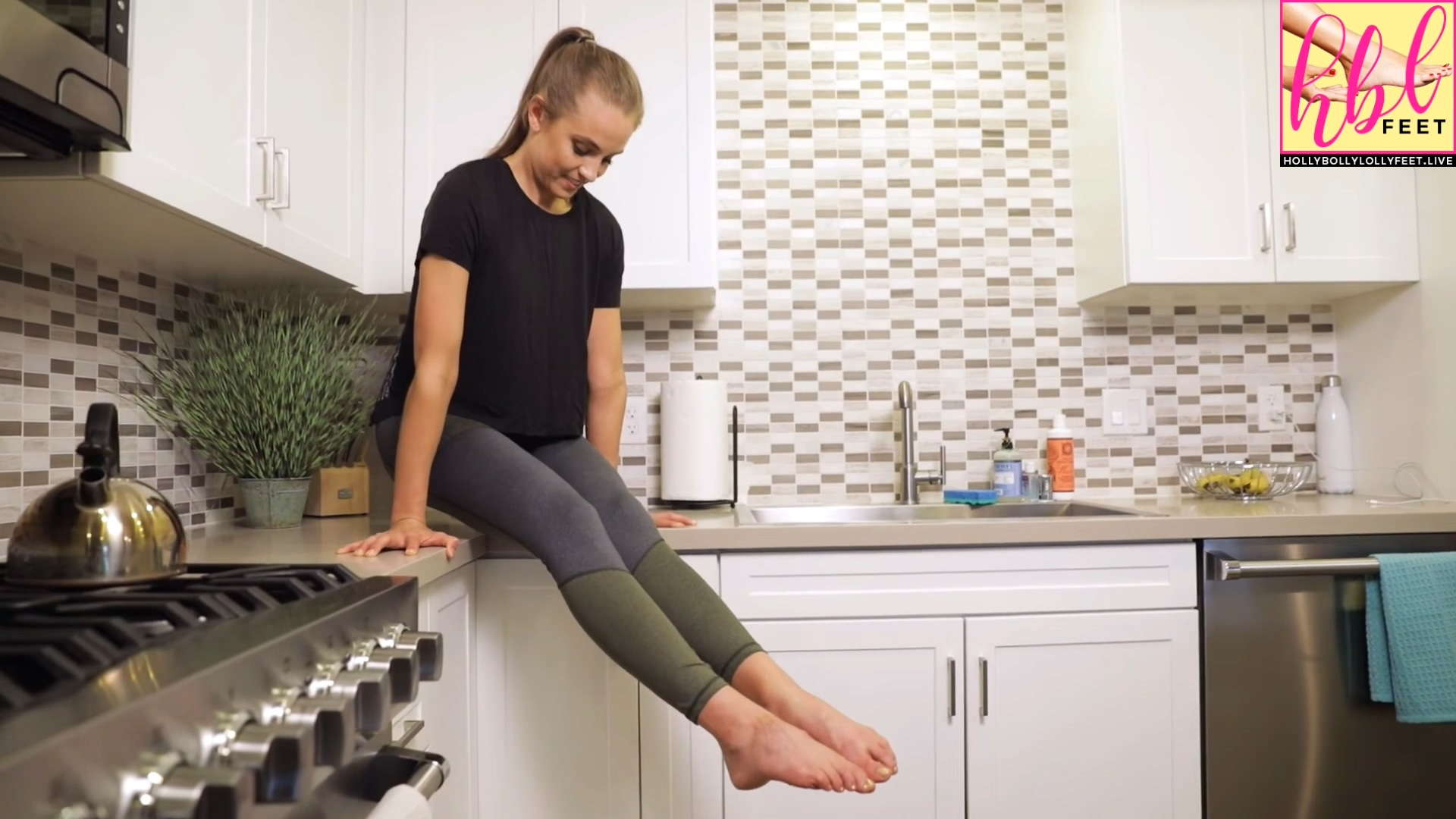 Rachel DeMita Feet