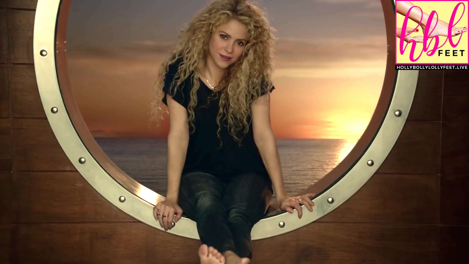 Shakira Feet & Sole